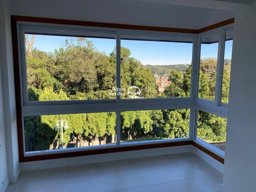Imagem Vende-se Apartamento em Gramado, Bavária, com 1 quarto