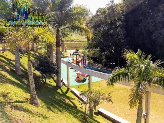 Imagem CASA COM PROJETO ARROJADO, TÉRREA ASSOBRADADA, EM CONDOMÍNIO FECHADO.