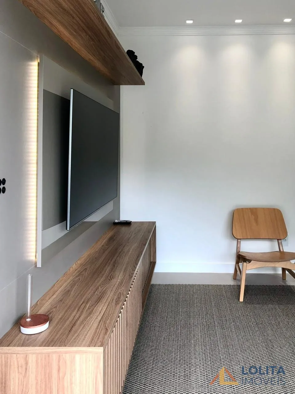 Imagem APARTAMENTO PARA ALUGAR MOBILIADO COM 3 QUARTOS E 2 VAGAS DE GARAGEM NOS INGLES DO RIO VERMELHOR - FLORIANÓPOLIS/SC