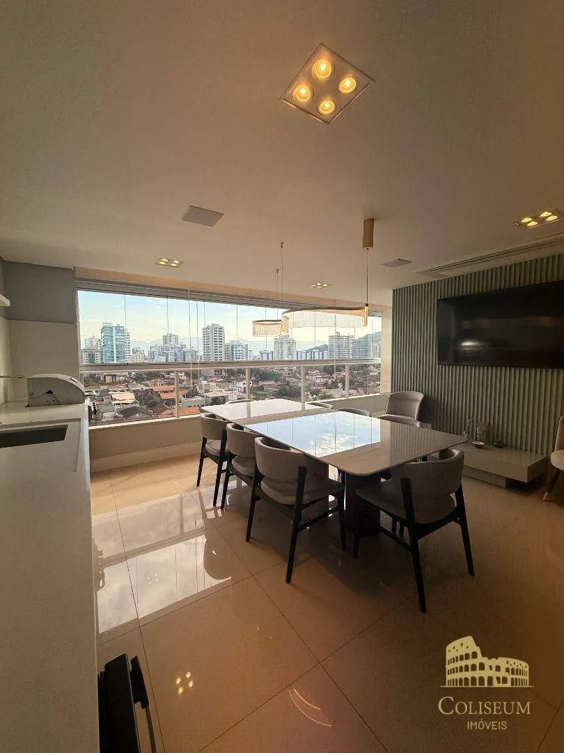 Imagem Apartamento com 3 dormitórios à venda, 127 m² por R$ 1.900.000,00 - Canto do Forte - Praia Grande/SP