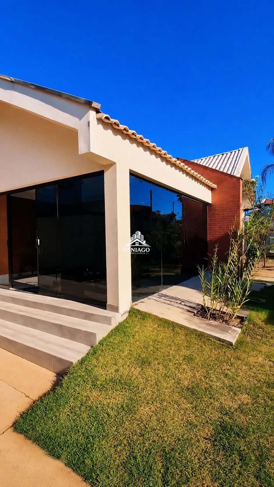 Imagem Casa com 4 Quartos e Piscina à Venda no Bom Clima | Chapada dos Guimarães/MT