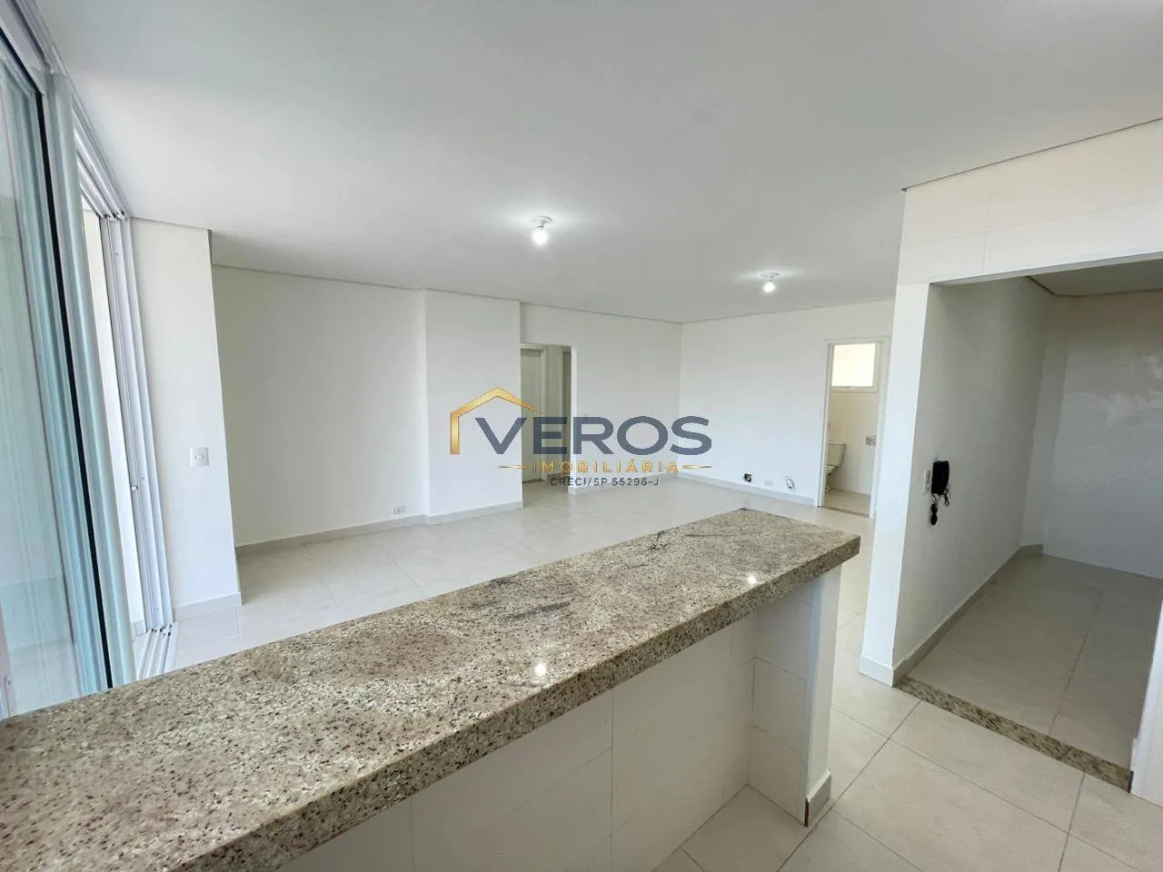Imagem Apartamento 3 Dormitórios 400 metros da Praia do Indaia
