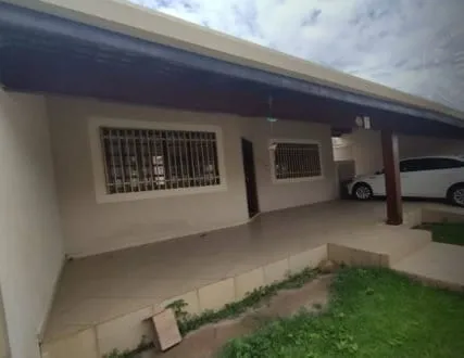Imagem Casa à venda 2 Quartos, 2 Vagas, 250M², Vila Suiça, Pindamonhangaba - SP