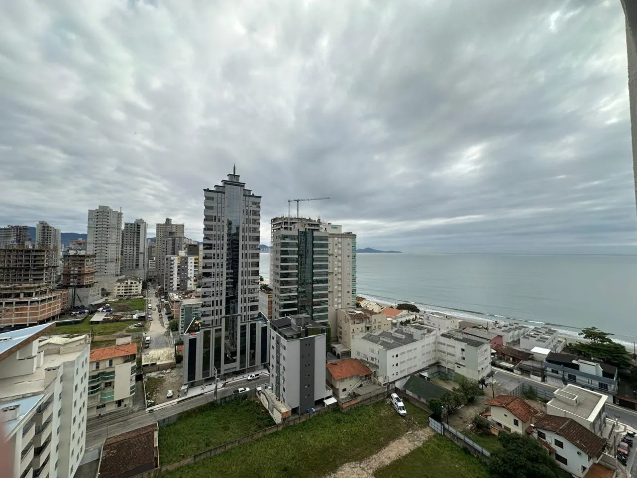 Imagem Apartamento com vista para o mar à venda com 78m2 por R$ 1.579.400,00