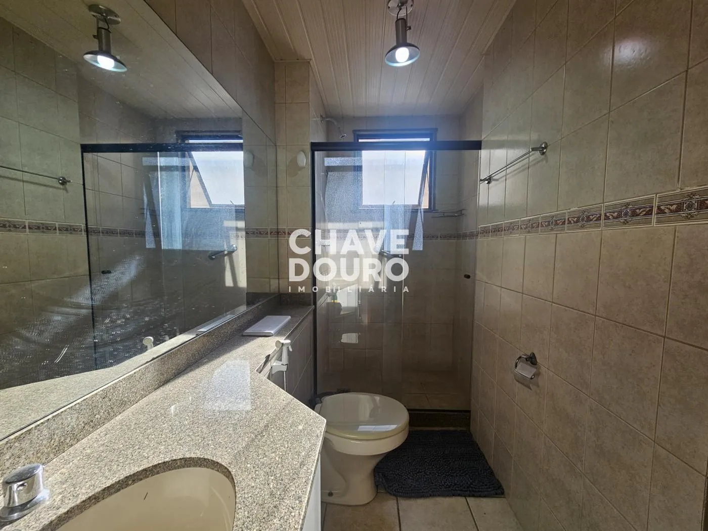 Imagem Apartamento de 2 Quartos (sendo 1 suíte com varanda) + Dependência e 1 Vaga