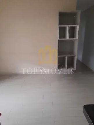 Imagem Apartamento Localizado na Vila Tesouro com Quintal Privativo (Quintal) 33 m²/Churrasqueira