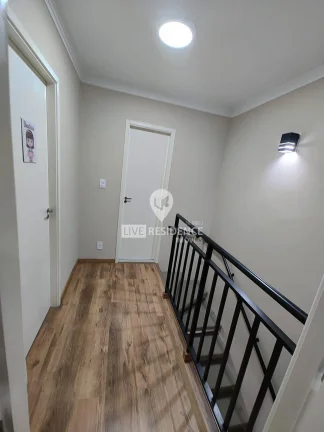 Imagem Casa à Venda no Condomínio Pateo Santo Antônio | 2 Quartos e Suíte