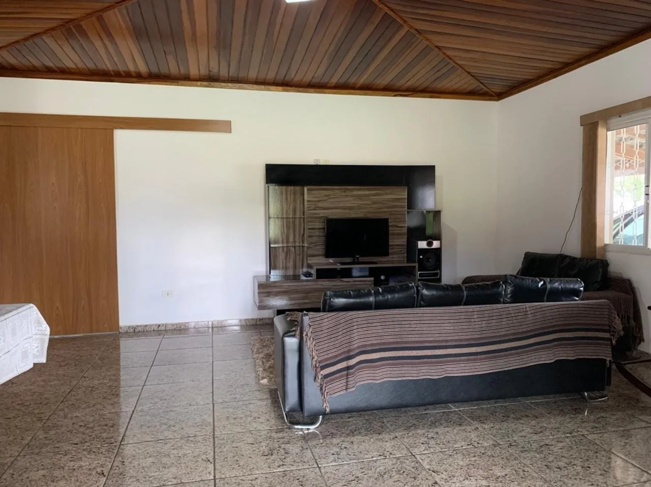 Imagem Chácara à venda 3 Quartos, 1 Suite, 3 Vagas, 1086.86M², Mandú, Pindamonhangaba - SP