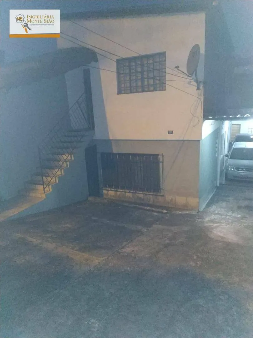 Imagem Sobrado com 5 dormitórios à venda, 200 m² por R$ 742.000,00 - Picanco - Guarulhos/SP