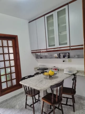 Imagem APARTAMENTO 181m² - 4 DORMITÓRIOS ( 1 SUÍTE) - 3 VAGAS - CAMPO BELO