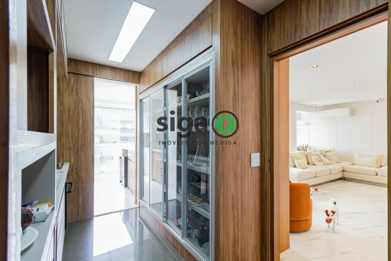 Imagem Apartamento alto padrão reformado no Brooklin 3 suítes automação e lazer completo
