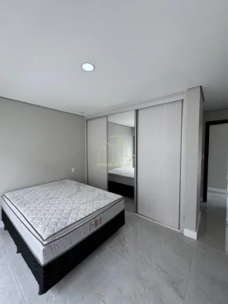 Imagem Linda casa duplex de alto padrão com quatro suítes living a venda em Alphaville ll