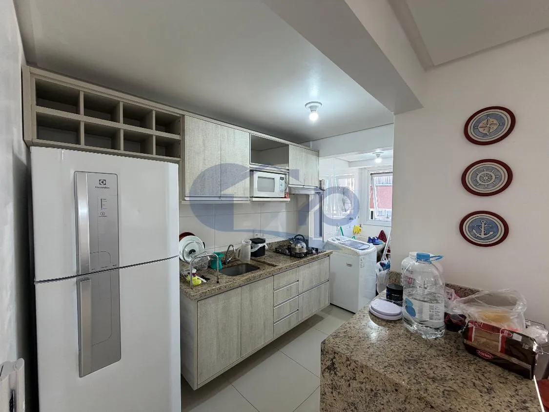 Imagem Apartamento a venda com 2 dormitorios no centro de Torres/RS