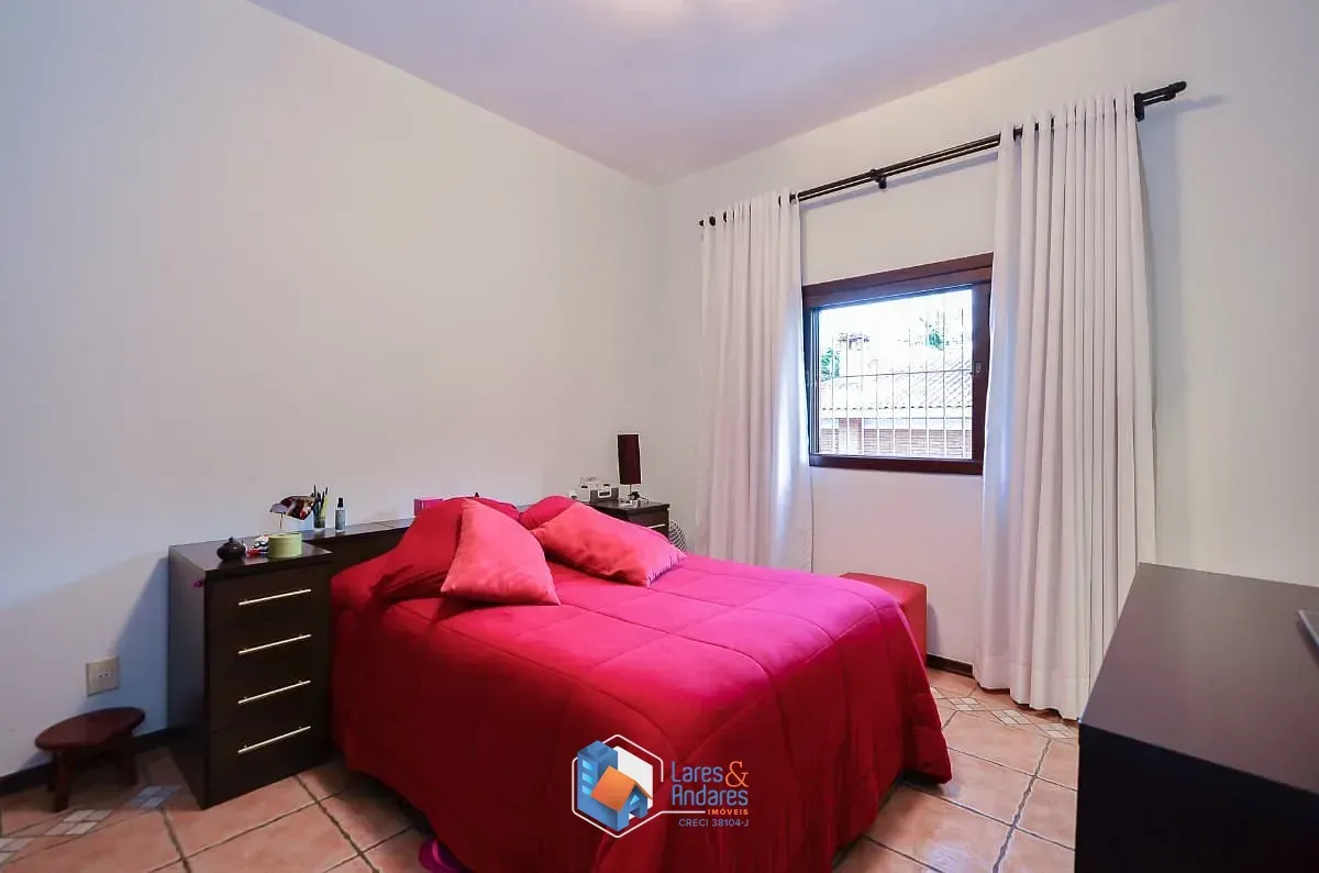 Imagem Casa para venda em Alto da Boa Vista com 4 quartos, sendo 2 suítes, 488m²