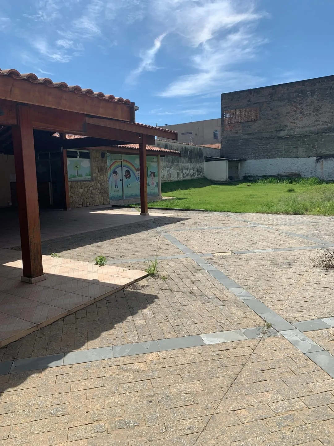 Imagem Amplo Imóvel Comercial à Venda e Locação no São Benedito - Ideal para Consultórios, Escritórios e Mais!