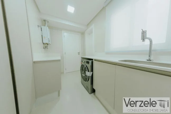 Imagem Apartamento Quadra Mar para Venda em Balneário Camboriú / SC no bairro Pioneiros