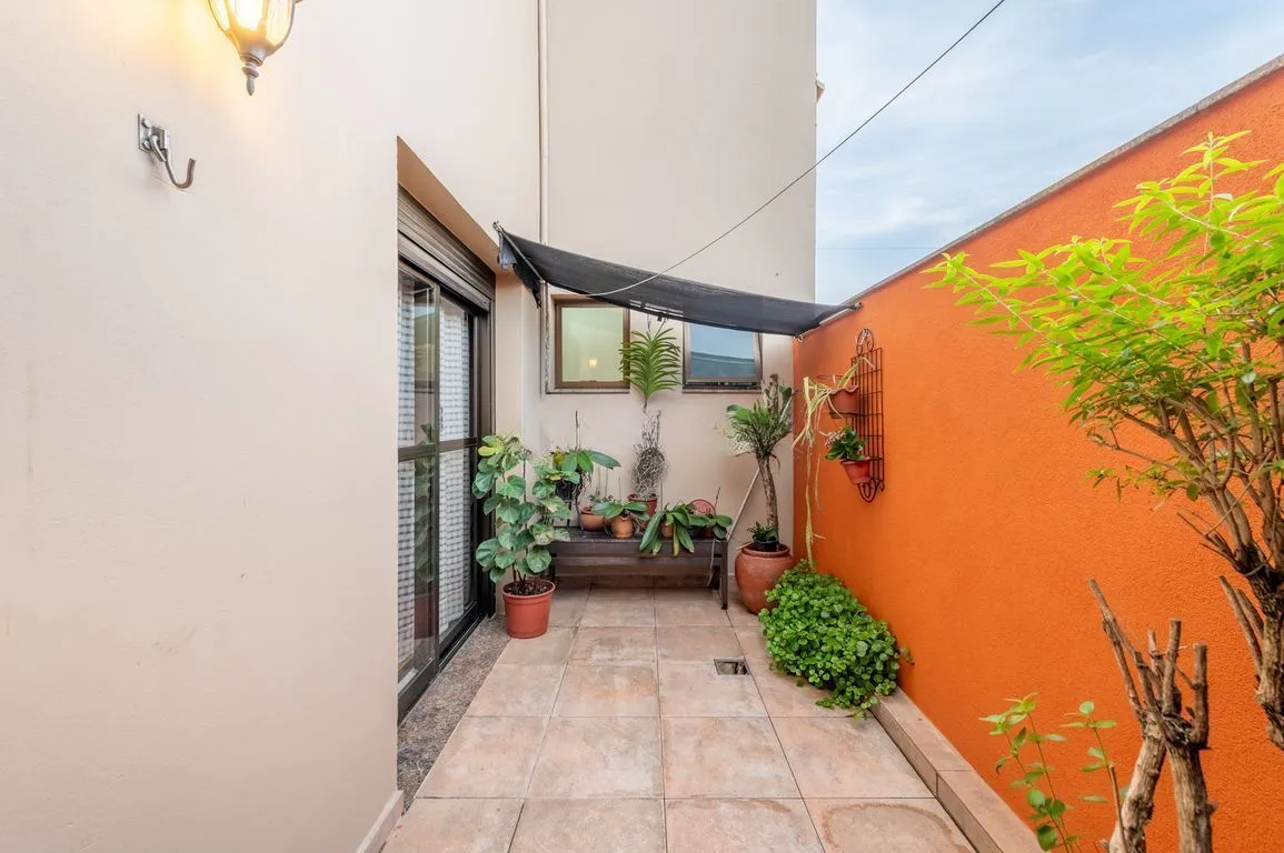 Imagem Apartamento de 4 dormitorios á Venda no Passo da Areia - Porto Alegre
