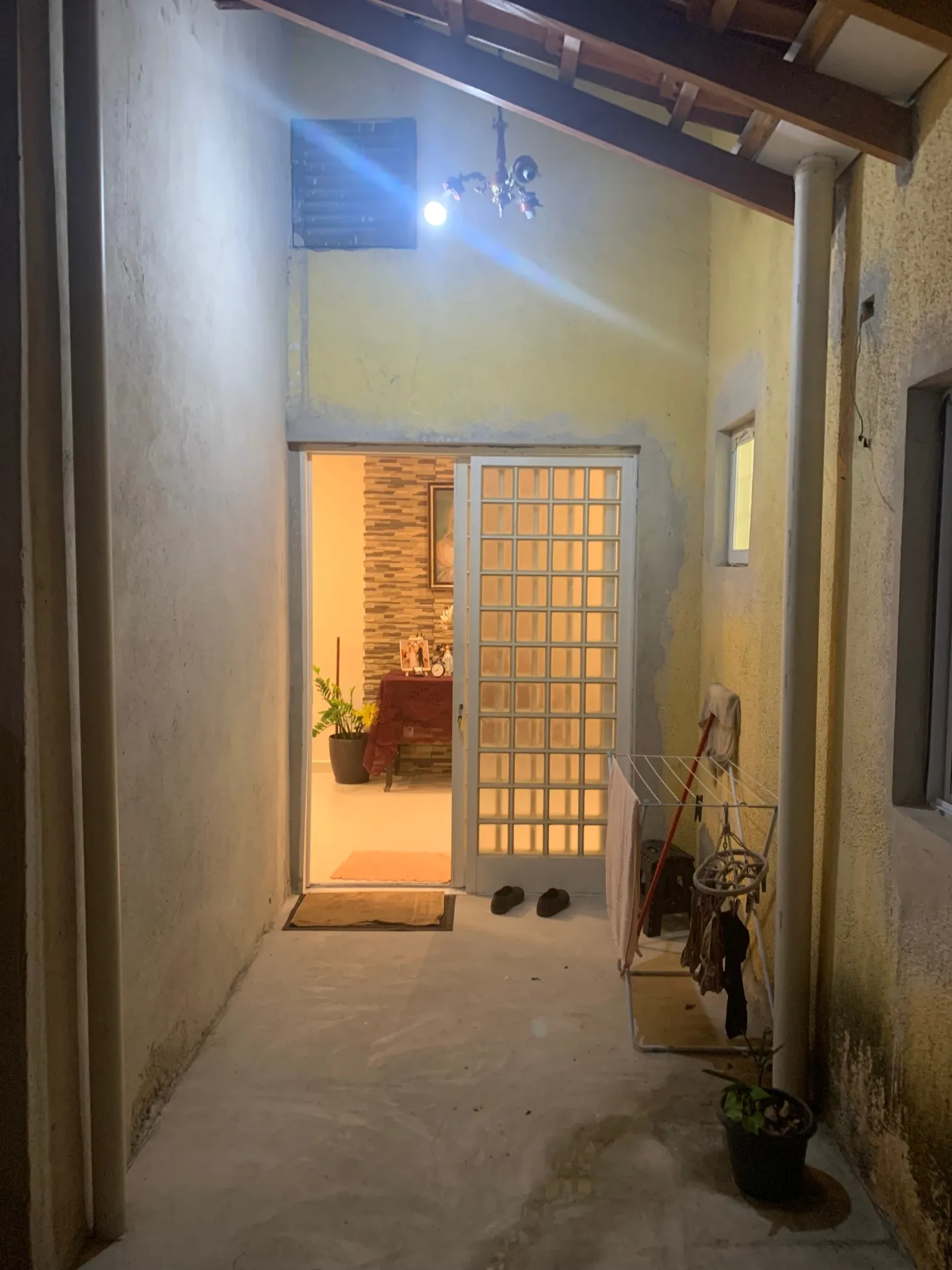 Imagem Casa à venda, Residencial e Comercial Jardim Yassuda, Pindamonhangaba, SP