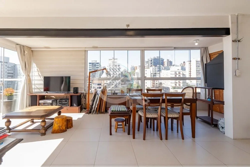 Imagem Ensolarada cobertura com 170m² de puro charme e conforto no bairro Floresta. Com excelente posiçã...