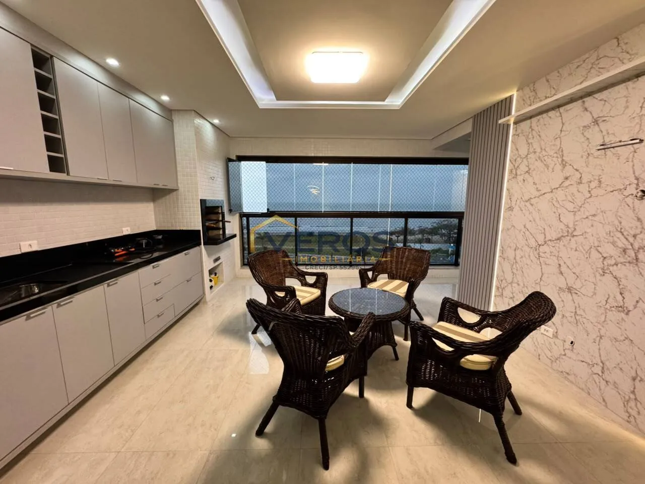 Imagem Apartamento no Condomínio Paternon Frente Mar