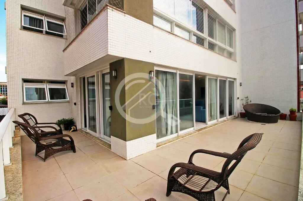 Imagem Apartamento único no Menino Deus todo Mobiliado, Garden 3 Dormitórios com 3 suítes, sendo 1 maste...