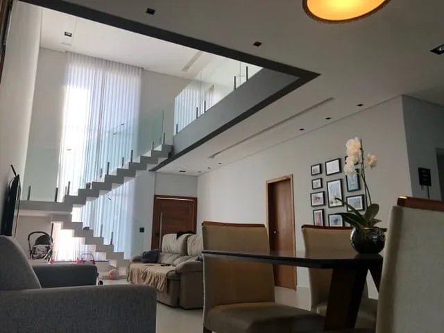 Imagem Casa à venda 3 Quartos, 3 Suites, 4 Vagas, 320M², Guedes, Tremembé - SP | Morada do Visconde
