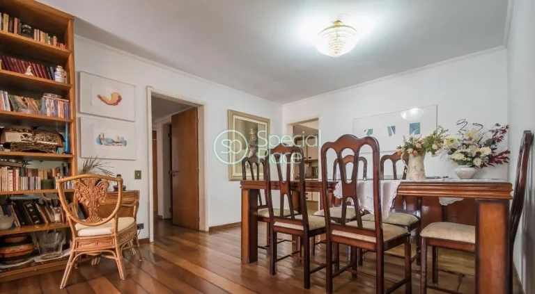 Imagem Amplo apartamento no miolo do Brooklin, 170 m², andar alto, sala para dois ambientes com ar condici...