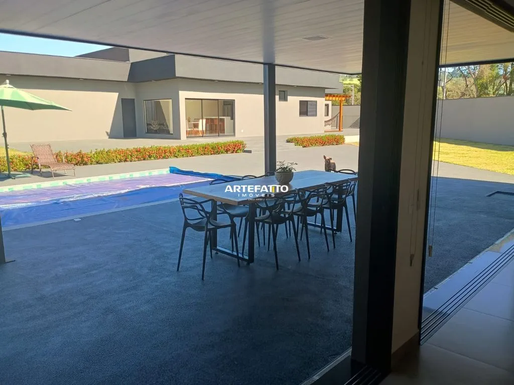 Imagem Sítio à venda em Patrocínio Paulista, Centro, com 3 quartos, 1400m2