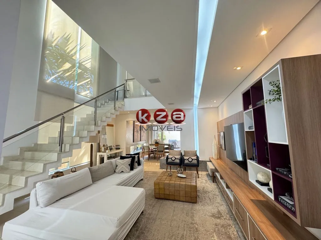 Imagem Casa de luxo em condomínio à venda em Valinhos-SP 3 quartos, 3 suítes, 3 salas e 296m² de área Imperdível no Jardim Soleil!