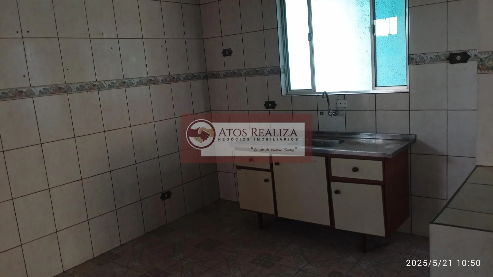 Imagem Casa para Locação em Jardim Herplin - 1 Suíte, 70m²