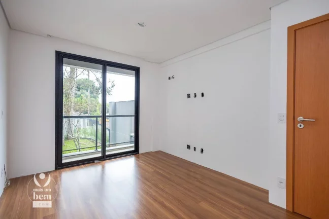 Imagem Sobrado com terraço, 3 quartos sendo 1 suíte, 2 vagas de garagem à venda por R$ 1.014.425,73 - Santa Cândida - Curitiba/PR