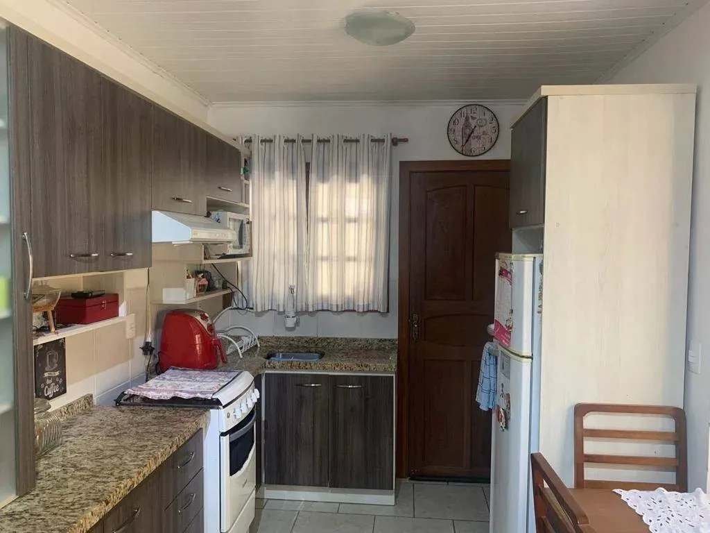Imagem Casa com 2 dormitórios, 1 Suíte, 2 Vagas, Tarumã - Viamão/RS