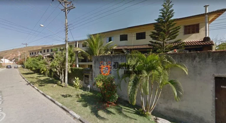 Foto do imóvel Sobrado com 3 dormitórios à venda, 60 m² por R$ 380.000,00 - Sumaré - Caraguatatuba/SP