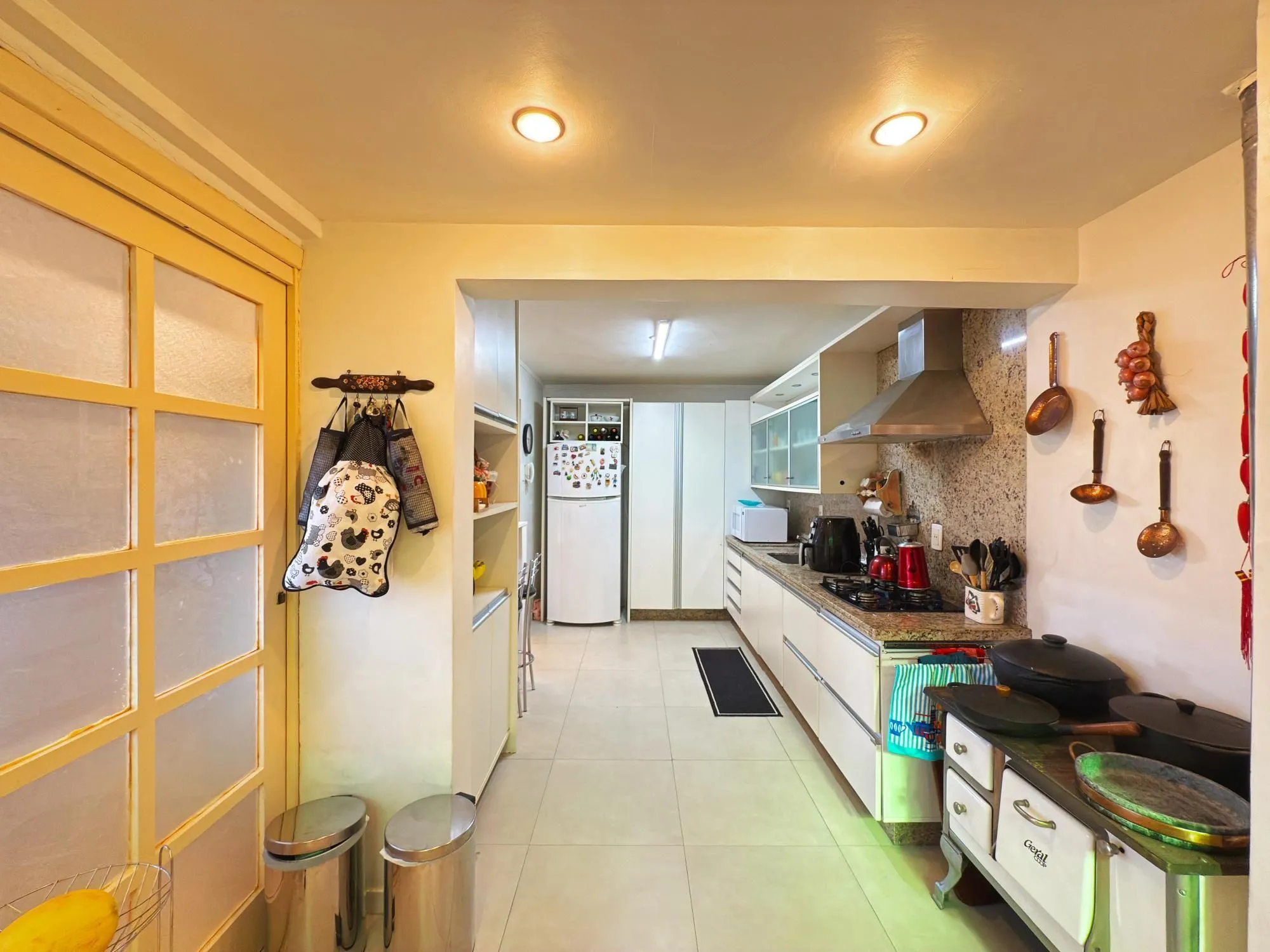 Imagem Casa em condomínio bairro Tristeza, com 185m² privativos.
