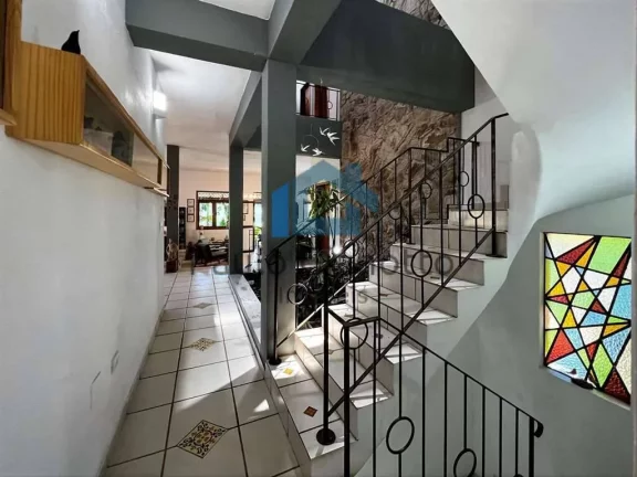 Imagem Casa à venda na Granja Viana - Linda e Rústica!