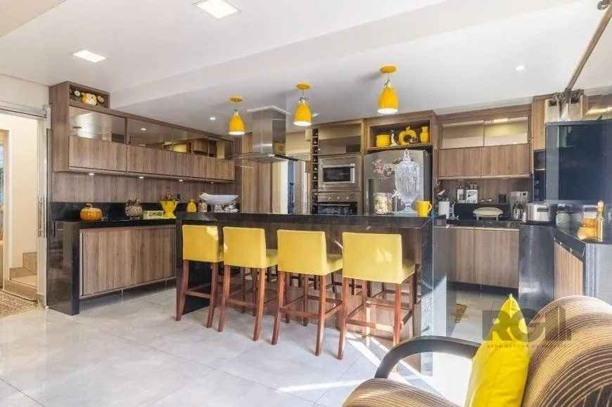 Imagem Casa 280m² - 3 dormitórios, 1 suíte, 2 vagas no bairro Jardim Itú