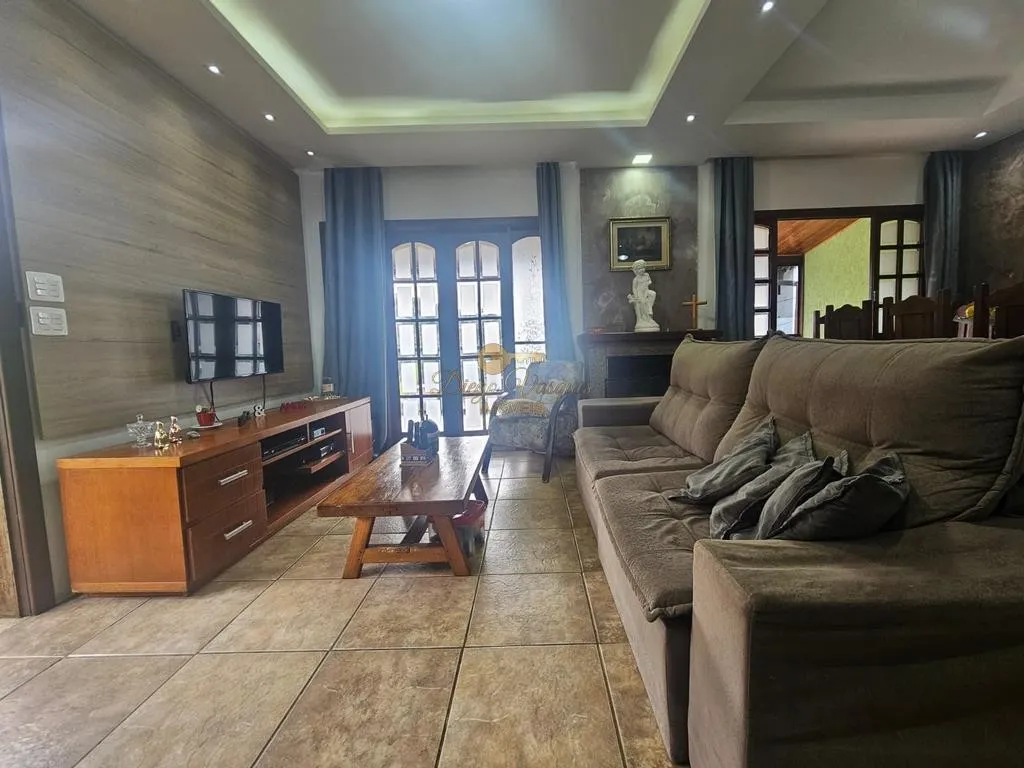 Imagem Casa para Venda em Teresópolis / RJ no bairro Caleme