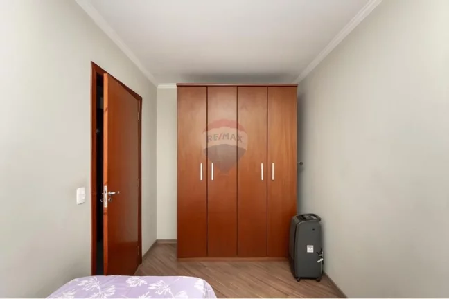 Imagem CASA 181m² COM 4 DORMS 1 SUITE 4 VAGA,1 CLOSET, CHURRASQUEIRA.