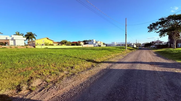 Imagem Lote com 900m² em condomínio fechado - Ninho Verde I