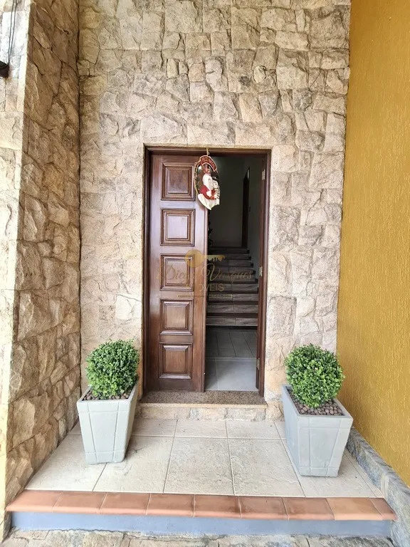 Imagem Casa para Venda em Teresópolis / RJ no bairro Fazendinha