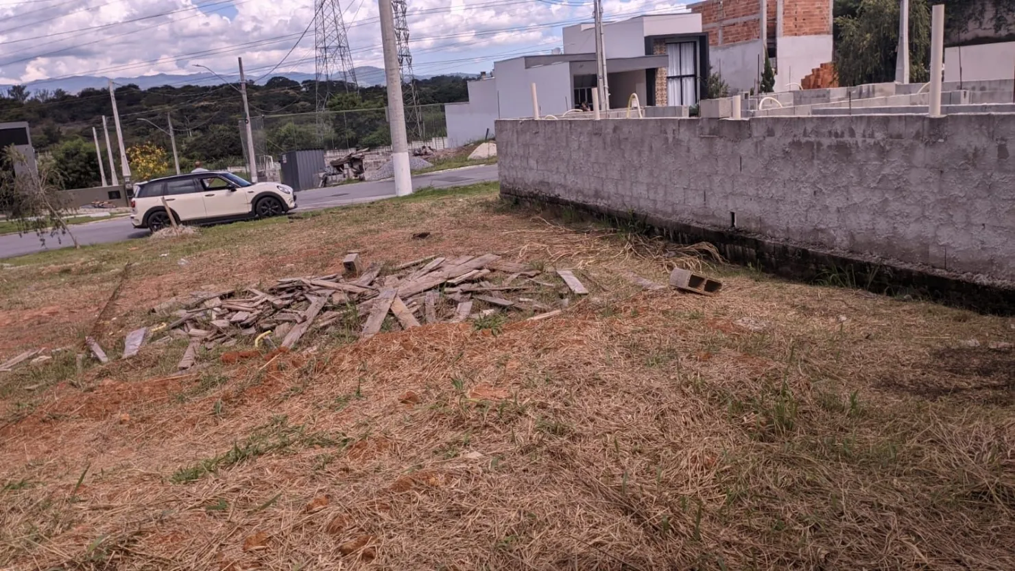 Imagem Terreno em condomínio à Venda, Parque São Domingos, Pindamonhangaba, SP