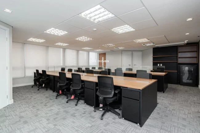 Imagem Conjunto comercial de 200m² para locação no Itaim