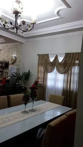 Imagem Casa à venda 2 Quartos, 2 Vagas, 232M², Abaete, Taubaté - SP