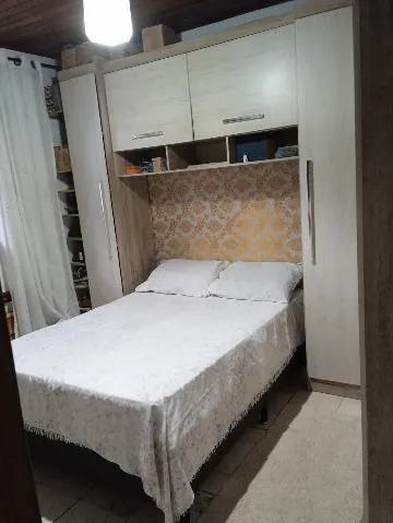 Imagem VENDA DE CASA TÉRREA NO BAIRRO DA PENHA, EM ARUJÁ/SP, 73m² com 3 quartos, sala de estar, área gourmet e garagem coberta para 02 autos. CONSULTE-NOS.