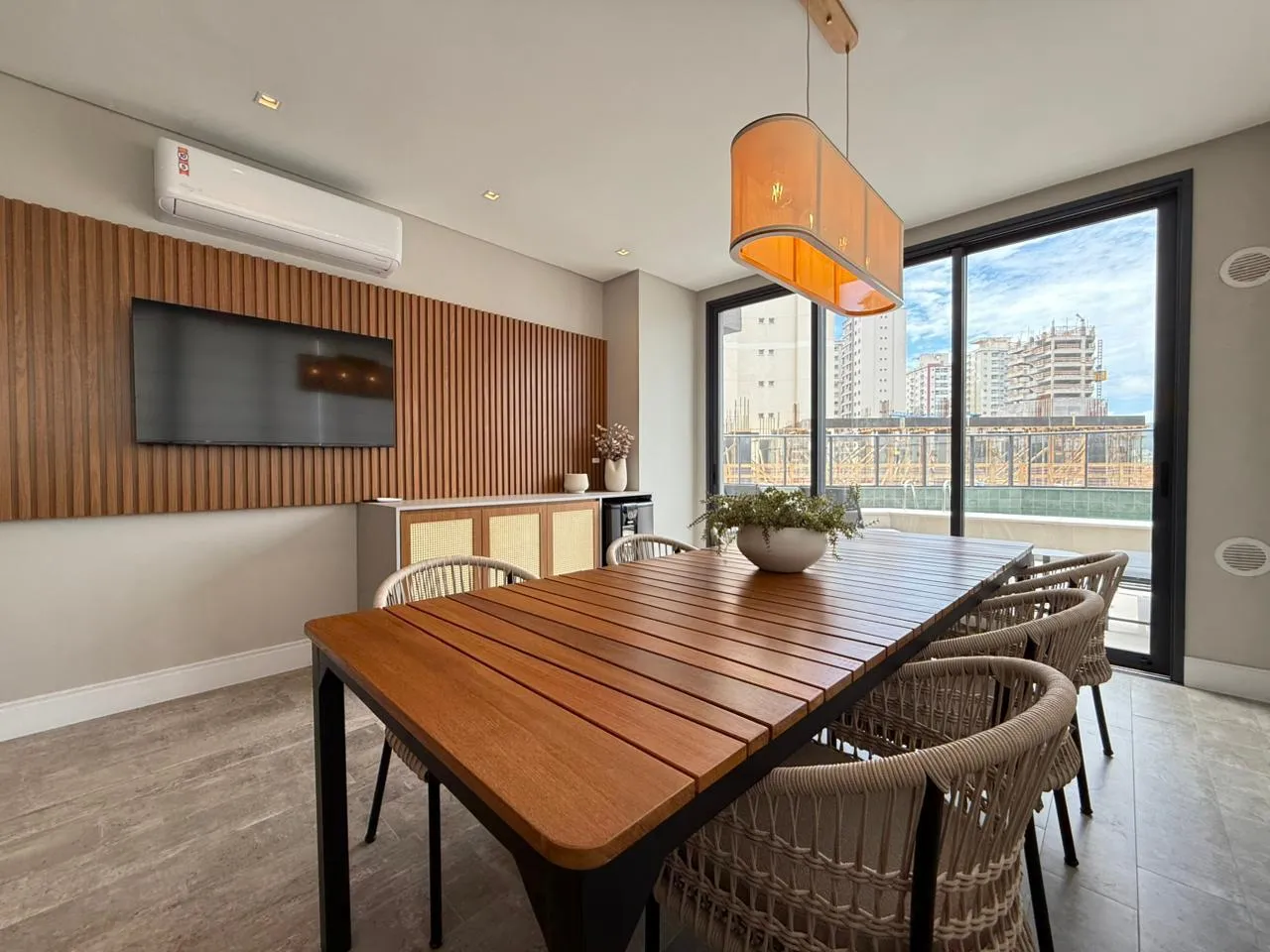 Imagem Apartamento com vista para o mar à venda com 69.91m2 por R$ 1.200.000,00