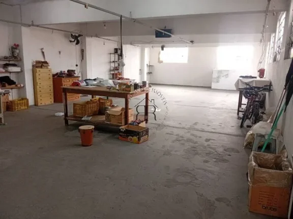 Imagem Casa à venda no bairro Jardim Egle
Imóvel amplo, ideal para moradia ou investimento, com terreno g...
