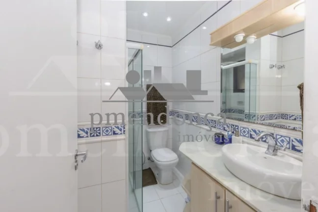 Imagem Apartamento à Venda em Perdizes com 04 quartos ( 1 sui­te ) e 2 vagas, 110m².