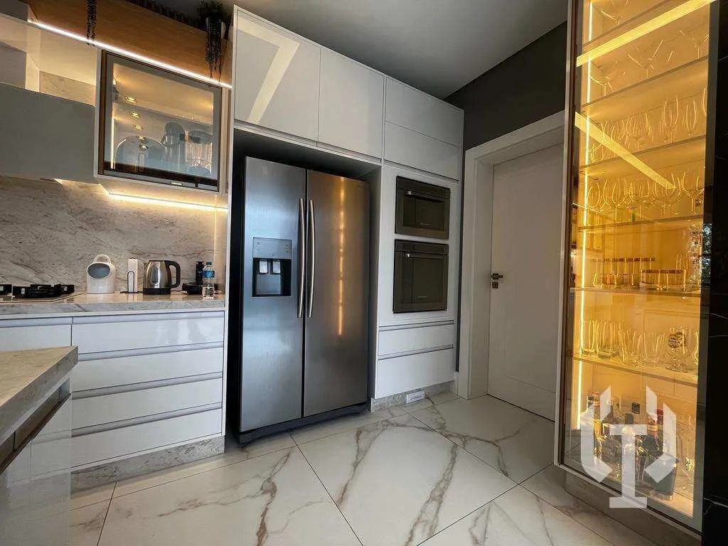 Imagem Casa de condomínio à venda, no VIVENDAS DO ATLÂNTICO, em Balneário Camboriú, Praia do Estaleiro, com 4 quartos, 650m2