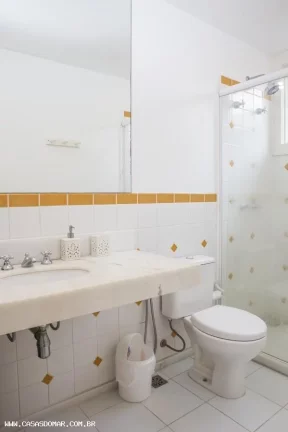 Imagem Imperdível: Casa em condomínio de luxo em Manguinhos, Búzios-RJ, com 4 quartos, 4 suítes e 2 vagas de garagem!