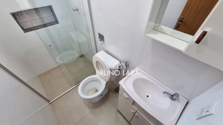 Imagem Casa comercial disponível para locação no bairro Resplendor - Igarapé/MG.